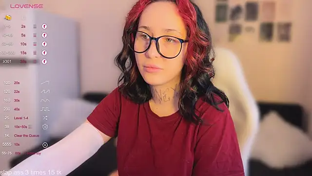 Snapshot of AnastasiaSun chatting on February 1, 2026, 8:35 am AnastasiaSun online show from February 1, 2026, 8:35 am