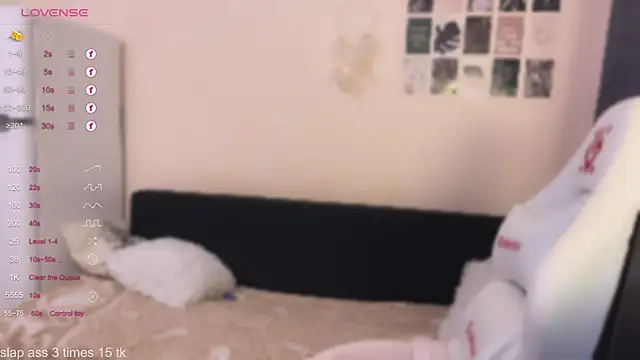 Snapshot of AnastasiaSun chatting on February 16, 2026, 1:40 pm AnastasiaSun online show from February 16, 2026, 1:40 pm