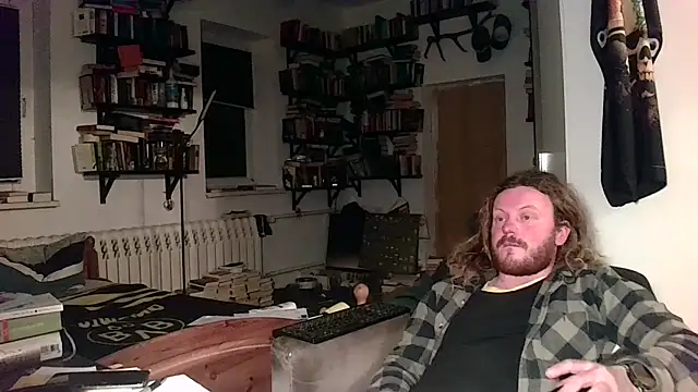 sunr1sa online show from December 15, 2025, 5:17 pm