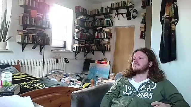 sunr1sa online show from February 21, 2026, 2:07 pm