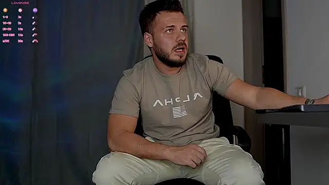 juliusmasters online show from October 19, 2025, 6:52 pm