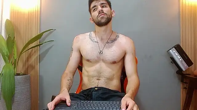 Snapshot of Mr_WhiteCock chatting on January 7, 2026, 1:52 am Mr WhiteCock online show from January 7, 2026, 1:52 am