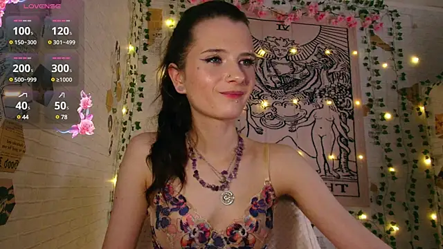 summerhazeee online show from March 15, 2025, 6:10 pm