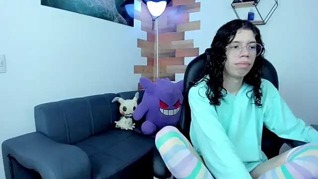 Angel Dust18 online show from January 26, 2025, 8:23 pm