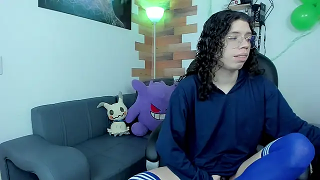 Angel Dust18 online show from March 18, 2025, 8:37 pm