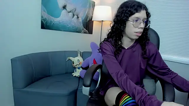 Angel Dust18 online show from November 7, 2025, 3:45 pm