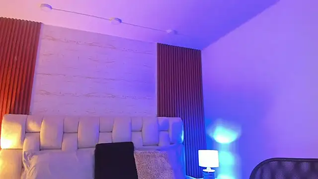 SophiaWylde online show from March 7, 2025, 9:07 am