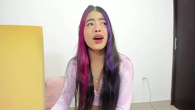 Snapshot of analia_collins chatting on March 6, 2026, 4:03 pm analia collins online show from March 6, 2026, 4:03 pm