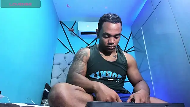 Snapshot of juande_24 chatting on June 2, 2026, 4:20 pm juande 24 online show from June 2, 2026, 4:20 pm