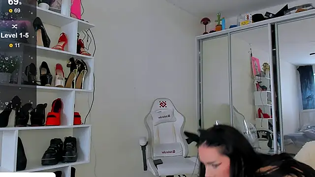 Snapshot of MaryVegas69 chatting on November 24, 2025, 11:10 am MaryVegas69 online show from November 24, 2025, 11:10 am