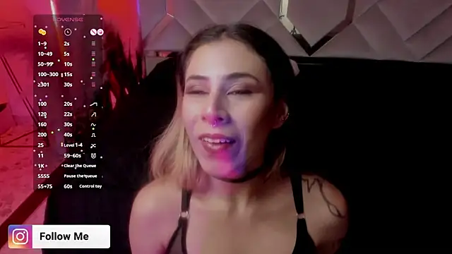 Snapshot of Sara_Foxx1 chatting on February 25, 2026, 6:28 pm Sara Foxx1 online show from February 25, 2026, 6:28 pm