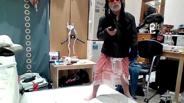 DaddyQuimHot online show from September 29, 2025, 1:44 am