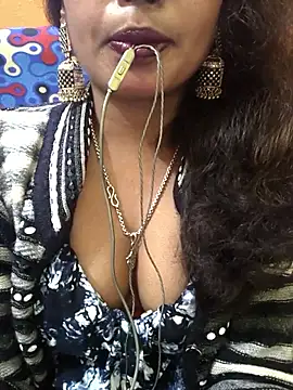 Snapshot of jasss-11 chatting on February 14, 2026, 7:10 pm jasss-11 online show from February 14, 2026, 7:10 pm