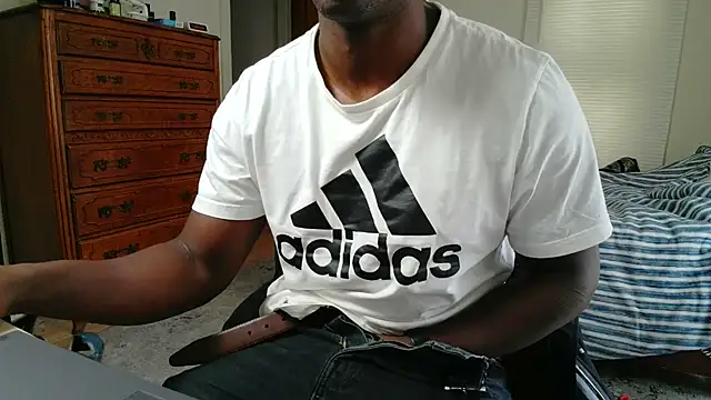 Snapshot of Mrdiktastick chatting on October 13, 2025, 4:40 pm Mrdiktastick online show from October 13, 2025, 4:40 pm