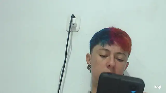 tomboyblue online show from January 15, 2025, 1:56 am