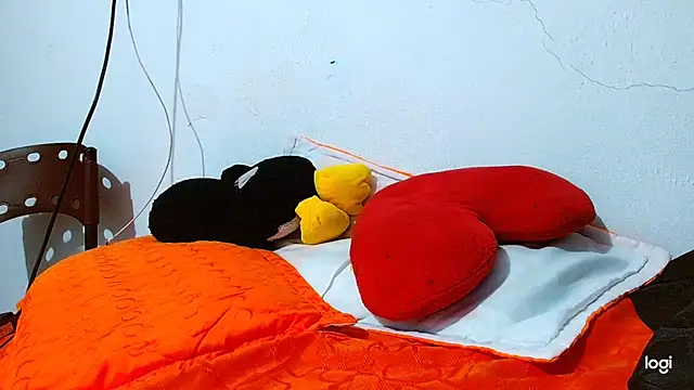 tomboyblue online show from January 23, 2025, 10:33 pm