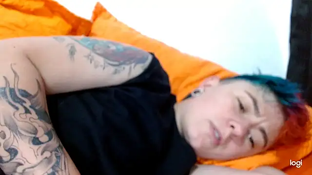 tomboyblue online show from January 30, 2025, 8:53 pm