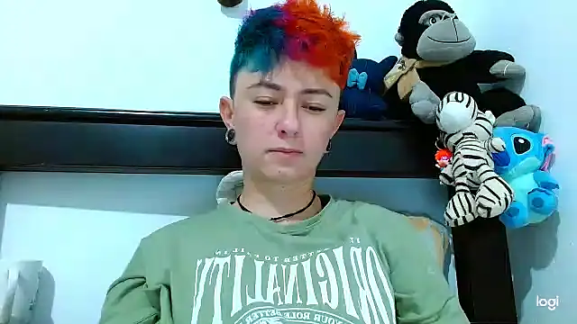 tomboyblue online show from February 9, 2025, 3:11 am