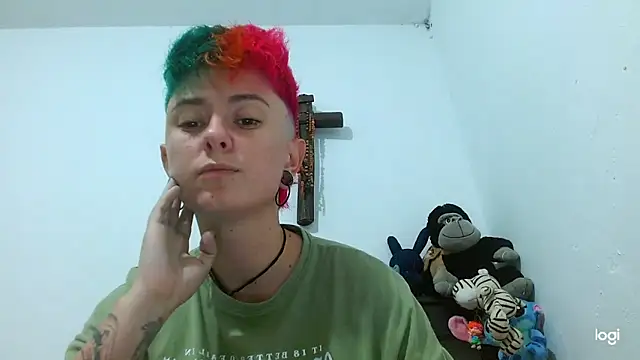 tomboyblue online show from February 14, 2025, 4:15 am