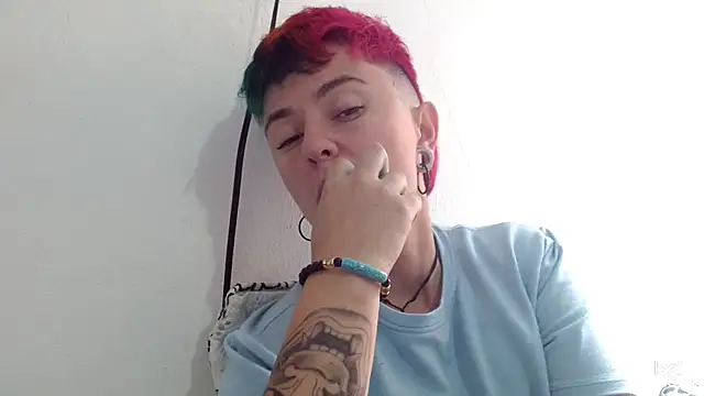 tomboyblue online show from February 23, 2025, 7:07 pm