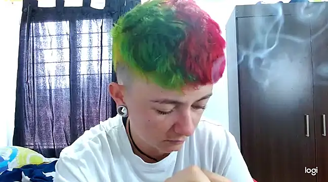 tomboyblue online show from March 13, 2025, 5:50 pm