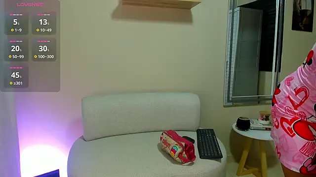 Snapshot of dahian_carter chatting on April 11, 2026, 10:08 am dahian carter online show from April 11, 2026, 10:08 am