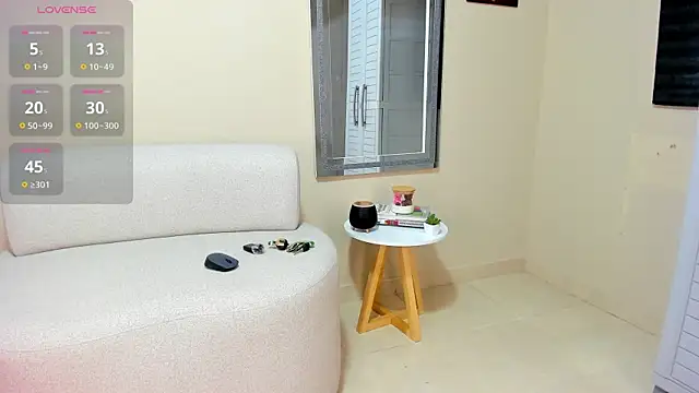 Snapshot of dahian_carter chatting on April 14, 2026, 10:10 am dahian carter online show from April 14, 2026, 10:10 am