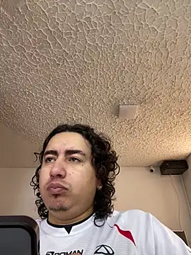 Snapshot of DanielGomez9 chatting on March 13, 2026, 2:01 pm DanielGomez9 online show from March 13, 2026, 2:01 pm