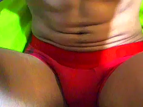 Snapshot of Ian_zaenzz chatting on December 10, 2024, 4:13 am Ian zaenzz online show from December 10, 2024, 4:13 am
