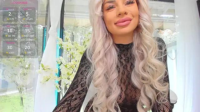 Russian Ava online show from October 4, 2025, 7:39 am