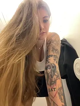 Holy Tereza online show from September 24, 2025, 3:37 pm