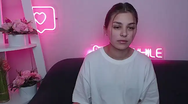 MilanaAngelAs online show from January 13, 2025, 5:44 am