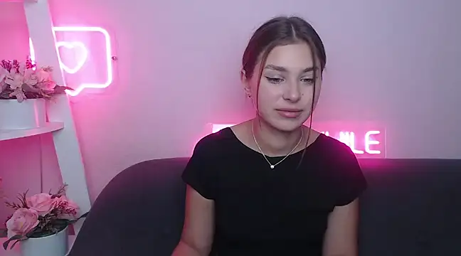 MilanaAngelAs online show from January 26, 2025, 5:45 am