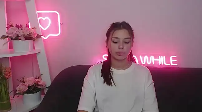 MilanaAngelAs online show from January 28, 2025, 8:47 am