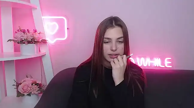 MilanaAngelAs online show from February 22, 2025, 11:57 am