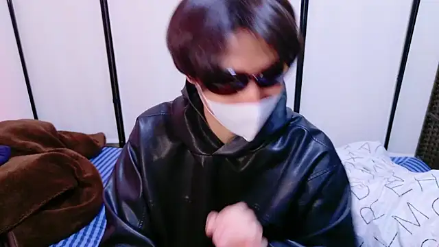 jyupo bbb  online show from February 15, 2025, 11:58 pm