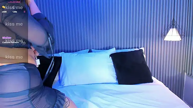 vanity sex online show from November 12, 2025, 11:54 am