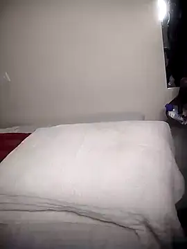 KikiLovesD online show from February 4, 2025, 4:18 pm