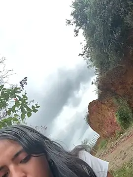 Snapshot of ViolettaSummer chatting on February 3, 2026, 7:52 pm ViolettaSummer online show from February 3, 2026, 7:52 pm