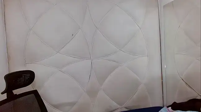 Dollbehavior  online show from January 26, 2025, 10:34 am