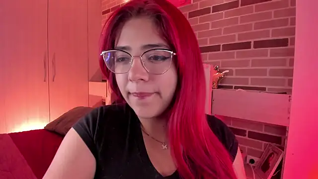 Rousse Collinss online show from January 29, 2025, 3:44 am