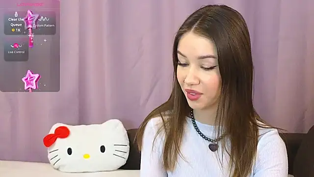 Snapshot of ellie_kramer chatting on February 3, 2026, 9:09 pm ellie kramer online show from February 3, 2026, 9:09 pm