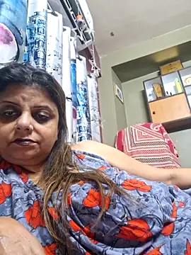 Snapshot of Maaya66 chatting on November 5, 2025, 6:41 pm Maaya66 online show from November 5, 2025, 6:41 pm