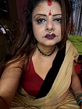 Snapshot of Maaya66 chatting on February 23, 2026, 5:54 pm Maaya66 online show from February 23, 2026, 5:54 pm