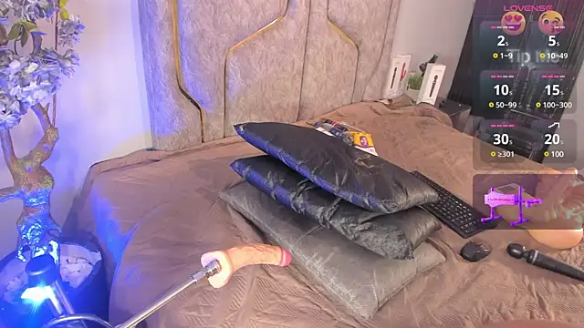 Katejordan online show from February 14, 2025, 4:26 am