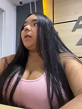 Snapshot of little_lissiee chatting on February 15, 2026, 2:58 pm little lissiee online show from February 15, 2026, 2:58 pm