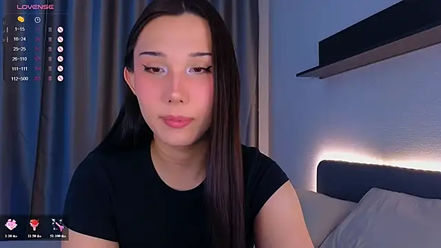 Snapshot of Kaia_Sunshine_Mia chatting on July 1, 2026, 9:22 am Kaia Sunshine Mia online show from July 1, 2026, 9:22 am
