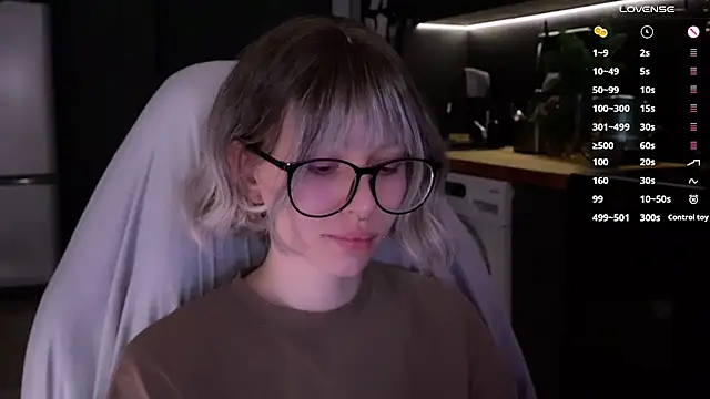 Snapshot of yourconcept chatting on December 8, 2024, 10:57 pm yourconcept online show from December 8, 2024, 10:57 pm