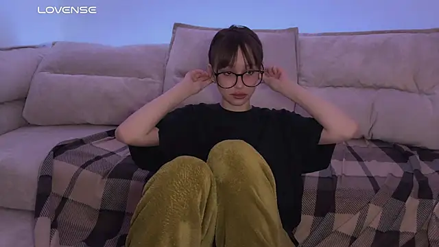 Snapshot of yourconcept chatting on November 2, 2025, 7:05 pm yourconcept online show from November 2, 2025, 7:05 pm