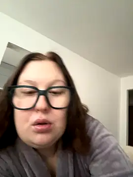 Misssmilf online show from December 2, 2025, 9:58 am